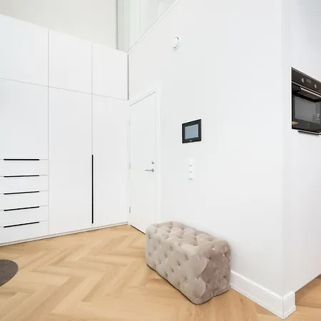 Apartament Rare - Private House In Center, Sauna & Loft *