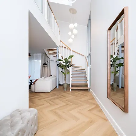 Apartament Rare - Private House In Center, Sauna & Loft Tallin