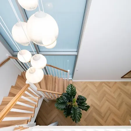 Rare - Private House In Center, Sauna & Loft Apartament