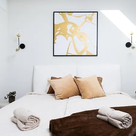 Rare - Private House In Center, Sauna & Loft Apartament